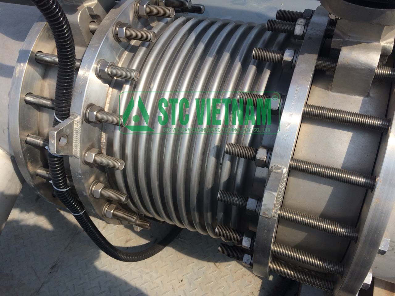 Flex Pipe D500