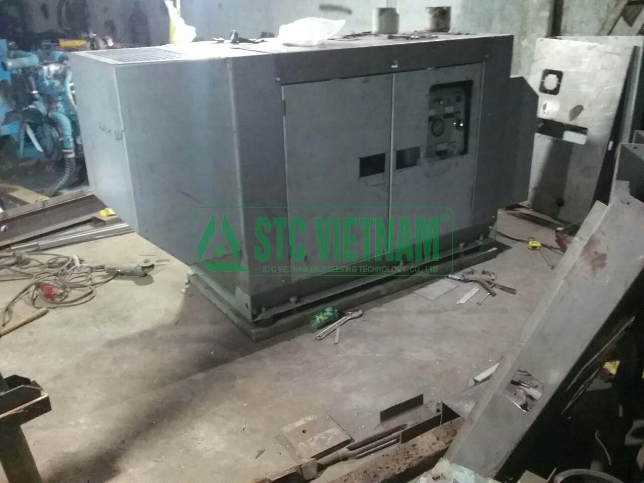 Machining the soundproof casing of Denyo generator