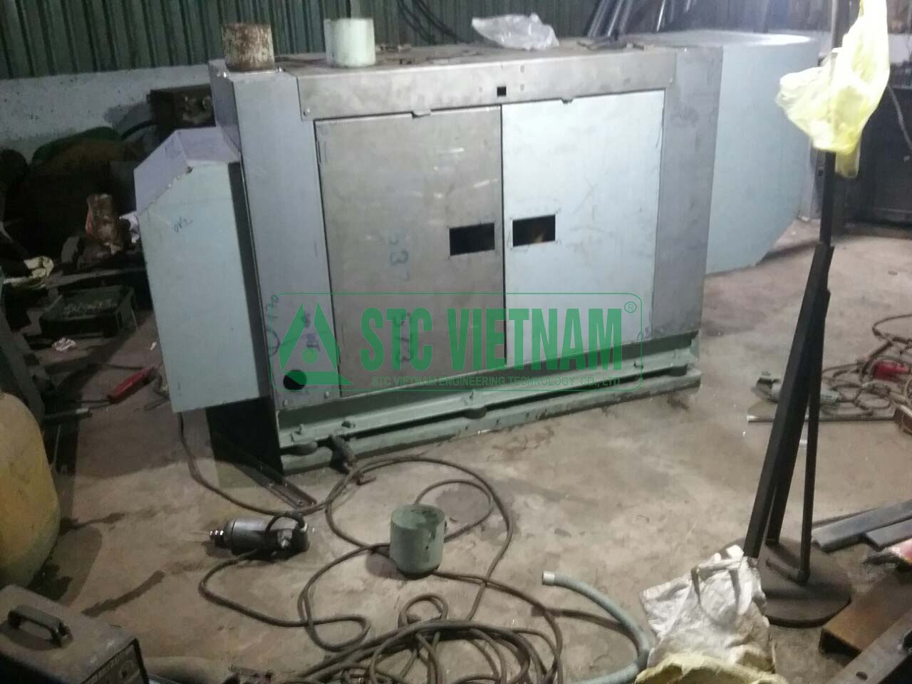 Machining the soundproof casing of Denyo generator