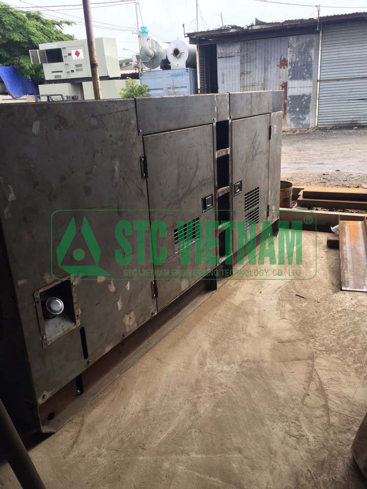 Machining the soundproof casing of Denyo generator