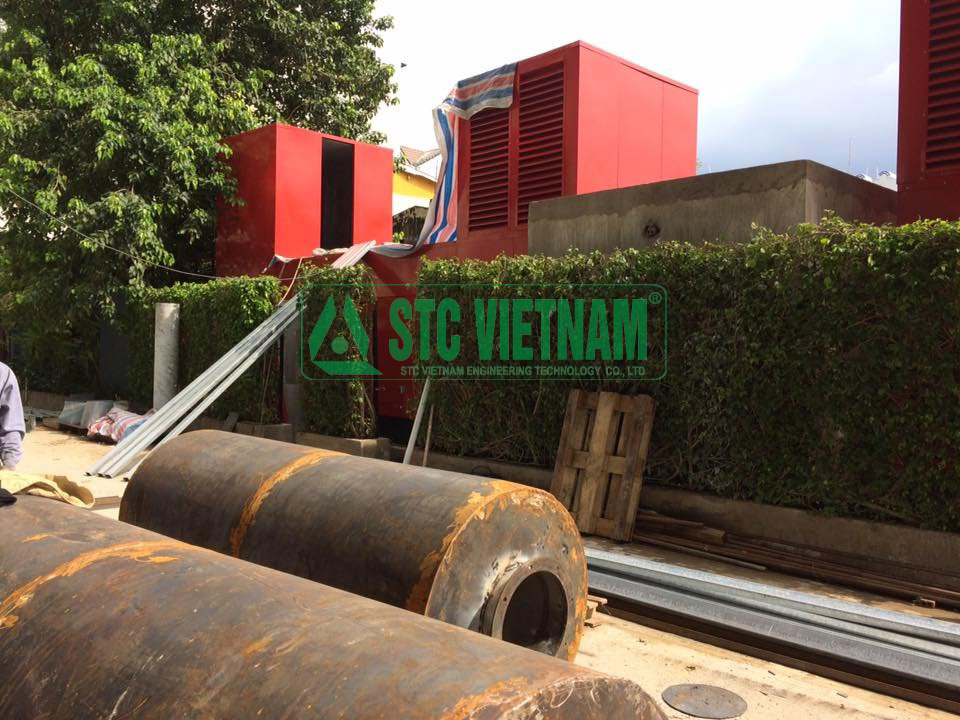 Containers, Containers, Soundproofing 1650 Kva Cummins generators