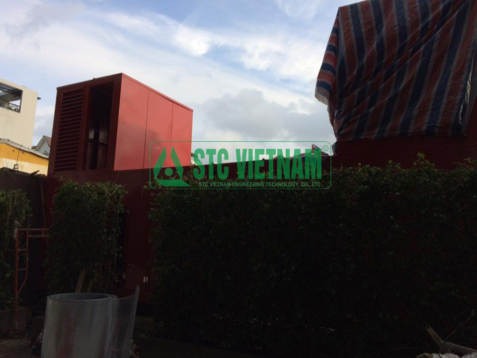 Containers, Containers, Soundproofing 1650 Kva Cummins generators