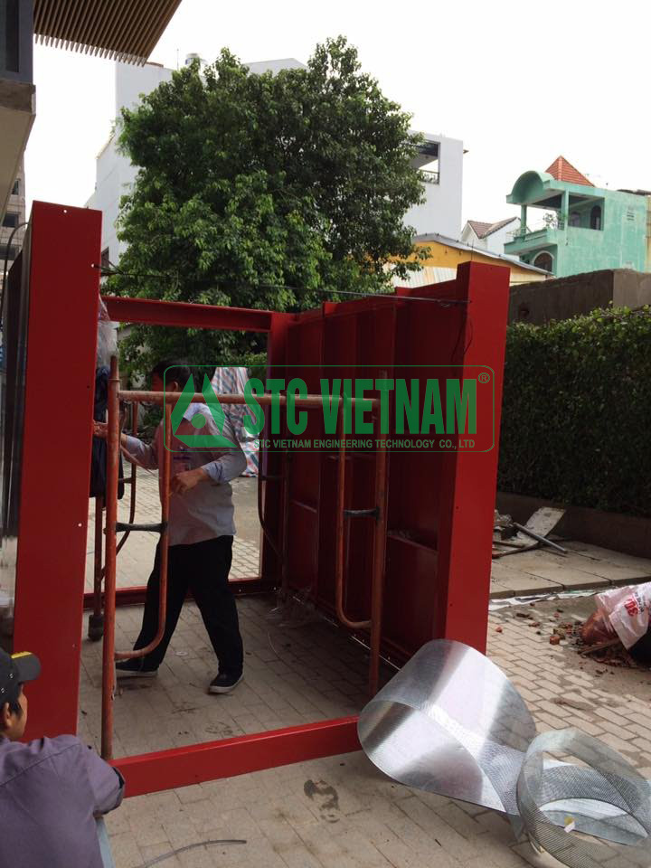 Containers, Containers, Soundproofing 1650 Kva Cummins generators