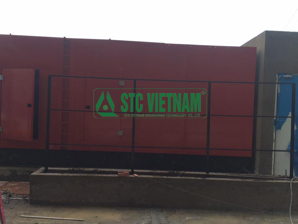 Containers, Containers, Soundproofing 1650 Kva Cummins generators