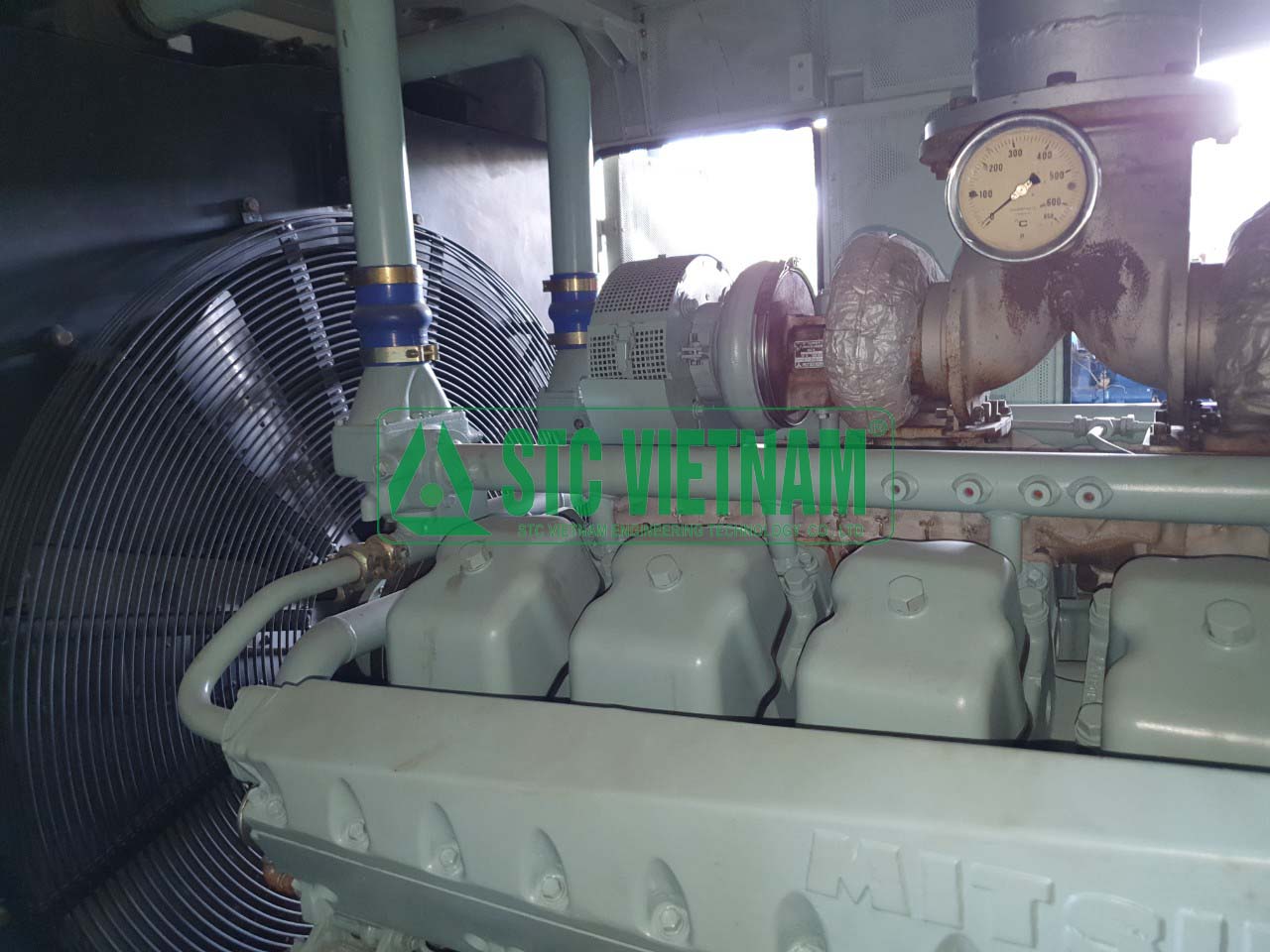 Old generator 900 Kva