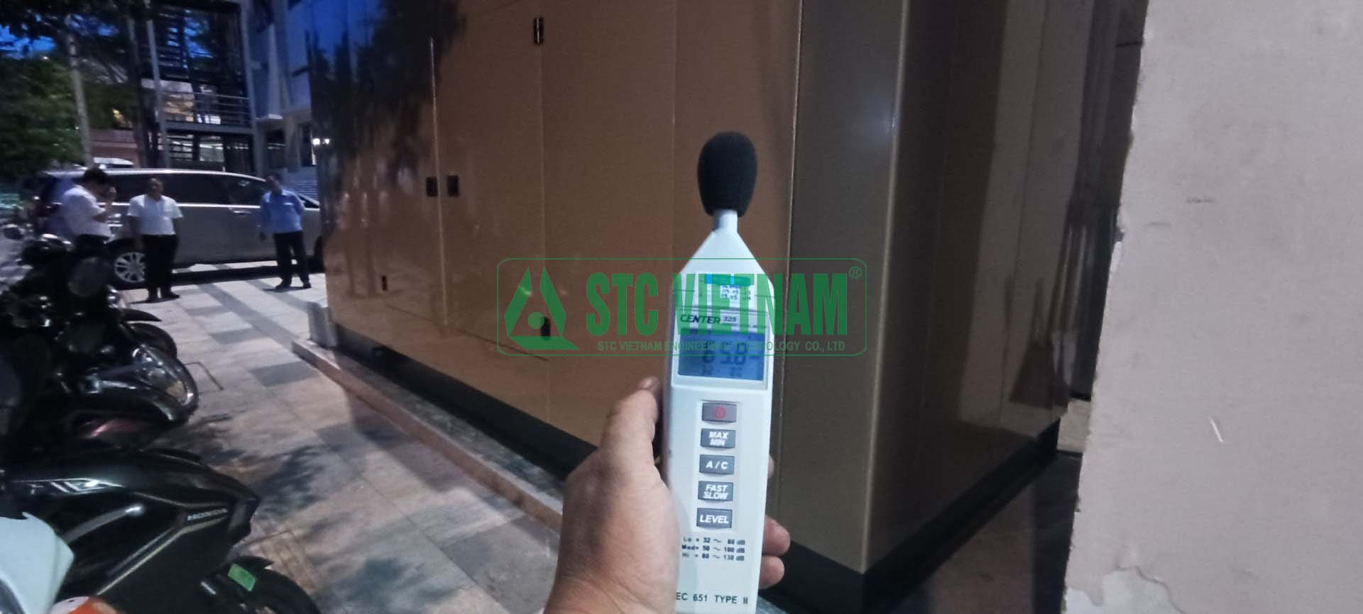 Vỏ cách âm máy phát điện 65Dba